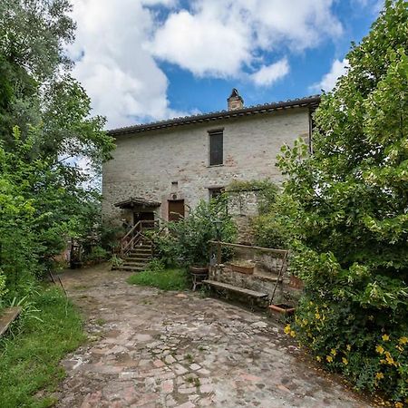 Agriturismo Il Poggio Degli Scoiattoli ペルージャ エクステリア 写真