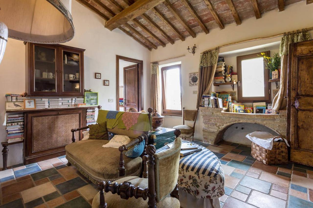Agriturismo Il Poggio Degli Scoiattoli ペルージャ エクステリア 写真