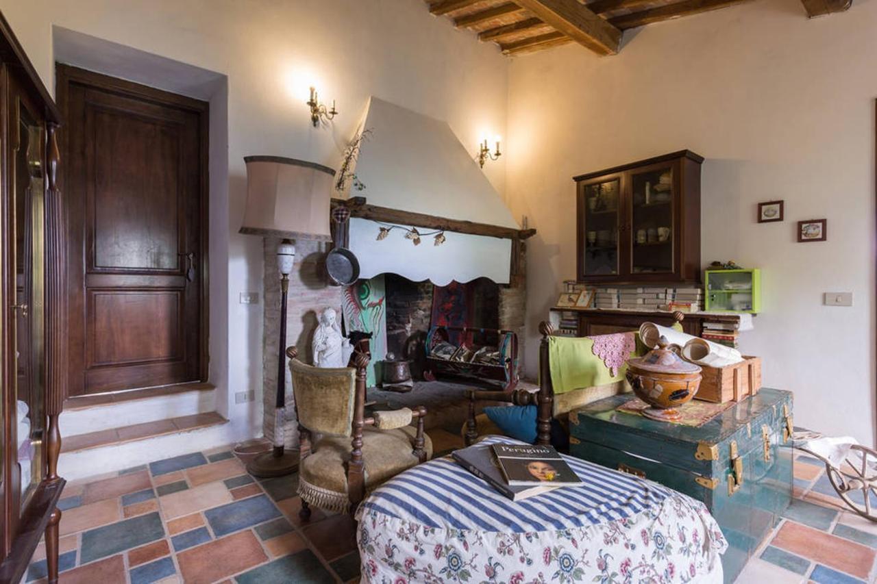 Agriturismo Il Poggio Degli Scoiattoli ペルージャ エクステリア 写真