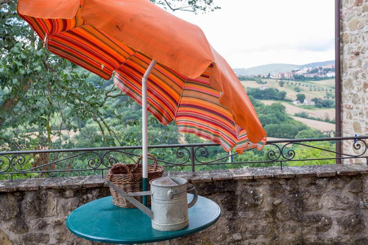 Agriturismo Il Poggio Degli Scoiattoli ペルージャ エクステリア 写真