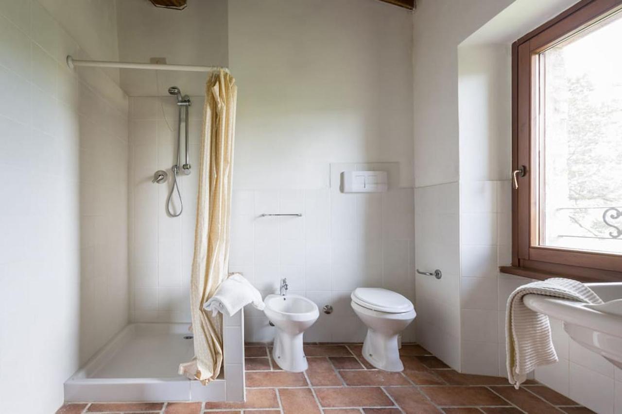 Agriturismo Il Poggio Degli Scoiattoli ペルージャ エクステリア 写真