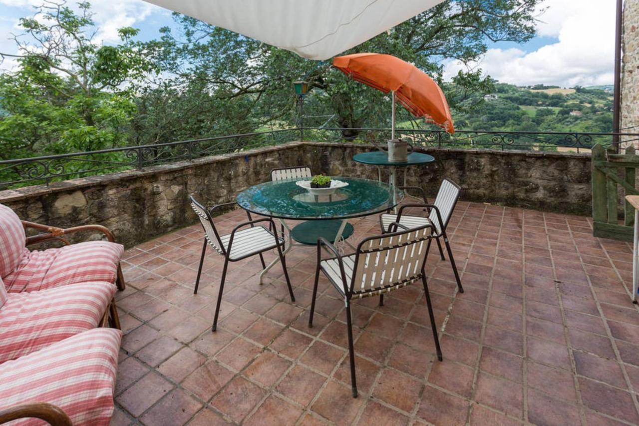Agriturismo Il Poggio Degli Scoiattoli ペルージャ エクステリア 写真